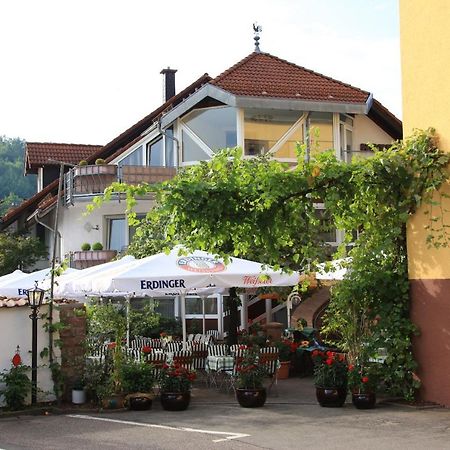 Hotel- Restaurant Zum Schwan Waldfischbach-Burgalben المظهر الخارجي الصورة
