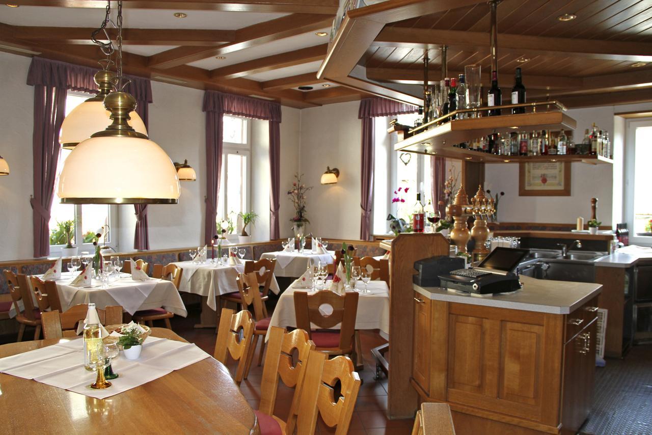 Hotel- Restaurant Zum Schwan Waldfischbach-Burgalben المظهر الخارجي الصورة